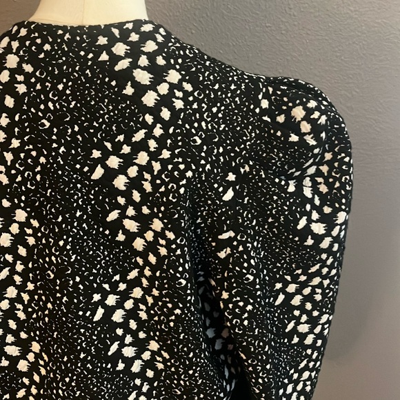 Beautiful Bar III Sweater - Picture 9 of 16